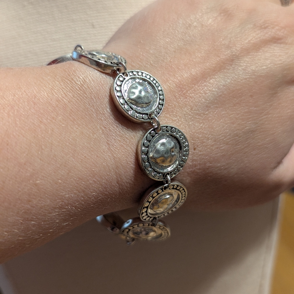 Elegant Silver Tone Bracelet for Women